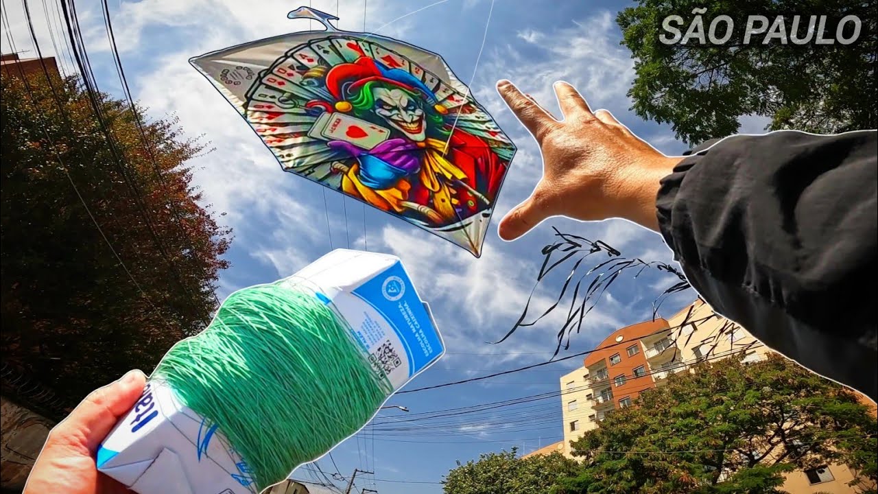 PIPA DO CORINGA DE COPAS É DE PIPEIRO FAMOSO E A LINHA VERDE ENROLEI NA GARRAFA DE LEITE 