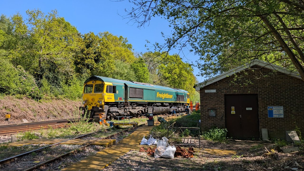 Freightliner Class 66567 + 66564 (Derailed) at Mountfield Sidings Flhh 29/04/25