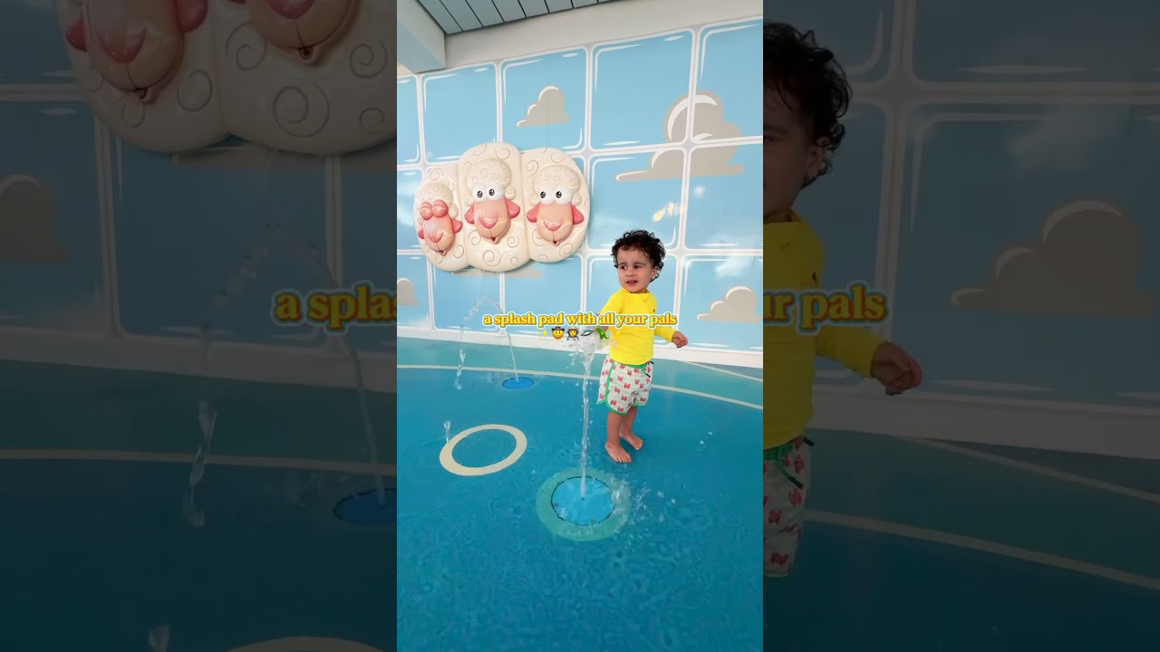 You’ve got a friend in this Disney cruise line splash pad! ✨ 