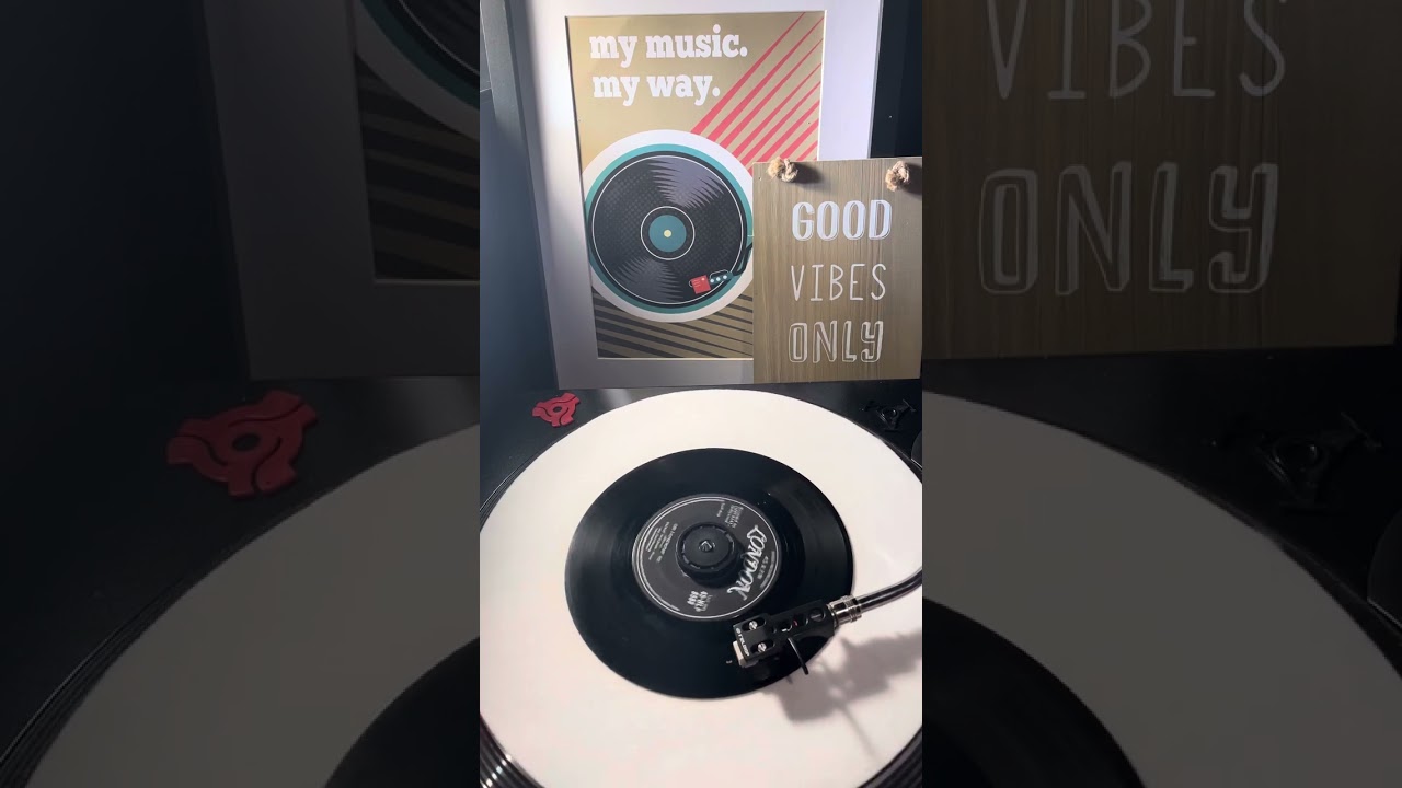 Jackie Walker - Oh Lonesome Me ( Vinyl 45 ) From 1958 .