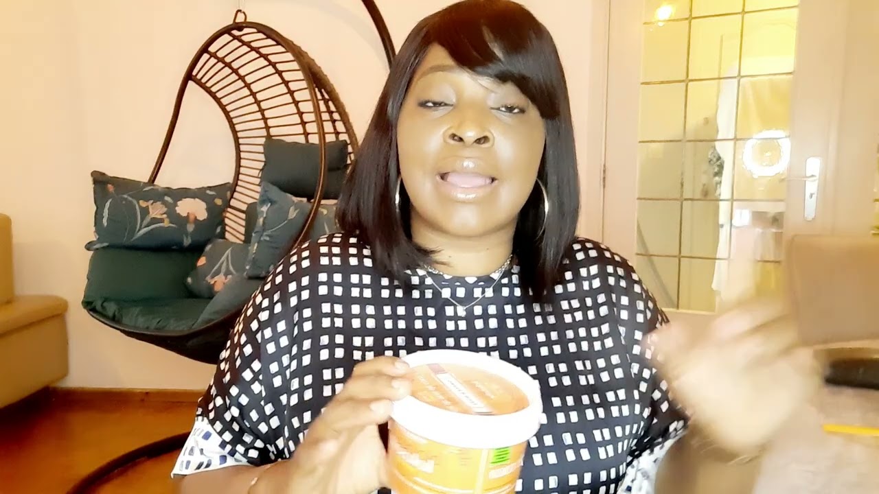 COURS DE GRANDE DAME-  COMMENT NETTOYER TON JESSICA, ET BIEN SÈCHER  , AVEC COMPRESSES.