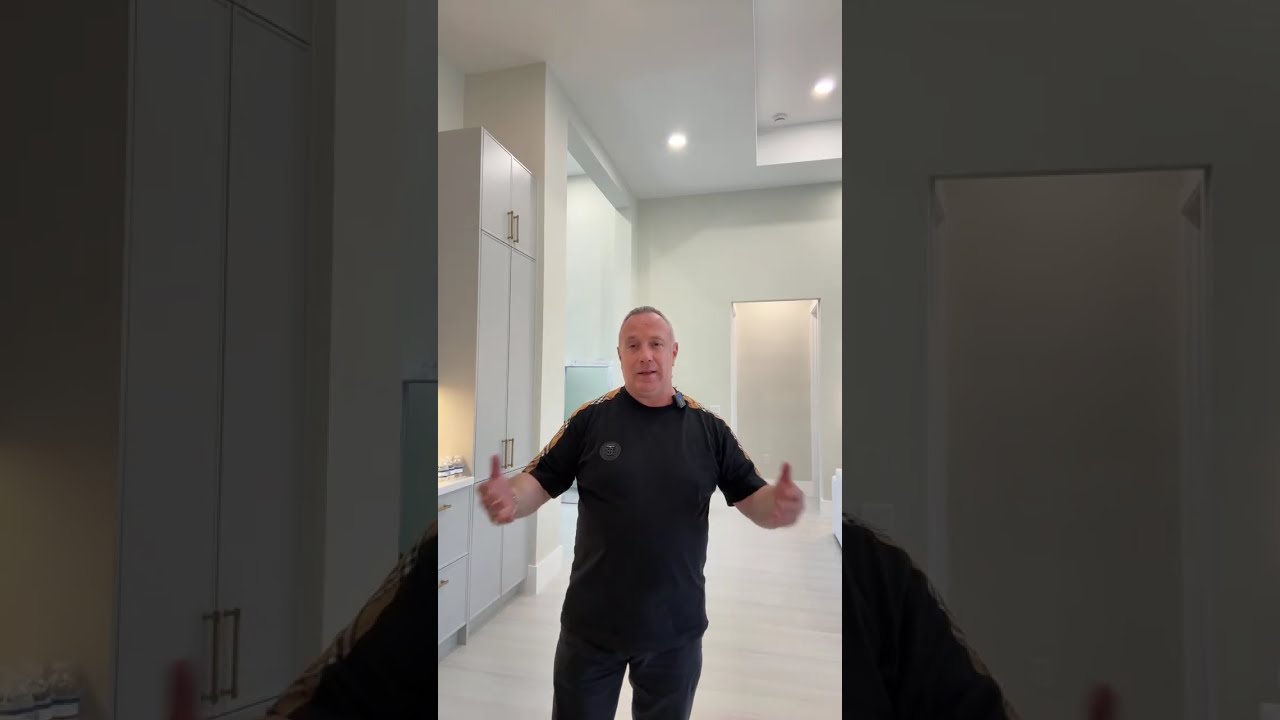 Touring a Million Dollar House in Port Charlotte