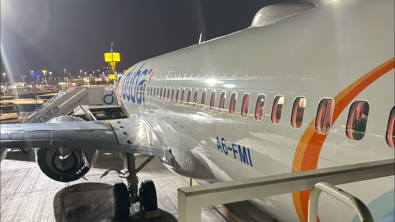Посадка в Самаре на Boeing 737-8 MAX (A6-FMI) Fly Dubai
