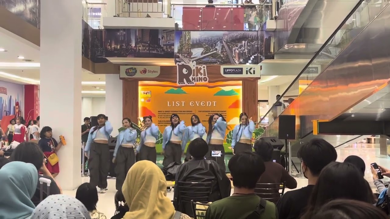 🥇XG - &lsquo;Intro + Left Right + Shooting Star&rsquo; Dance Cover by XBees from Indonesia