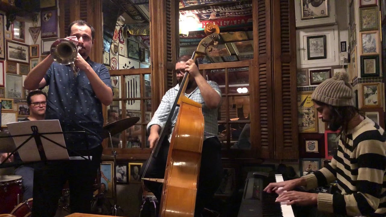 Triste (Tom Jobim) - Diego Garbin, Salomão Soares, Thiago Alves and Paulinho Vicente.