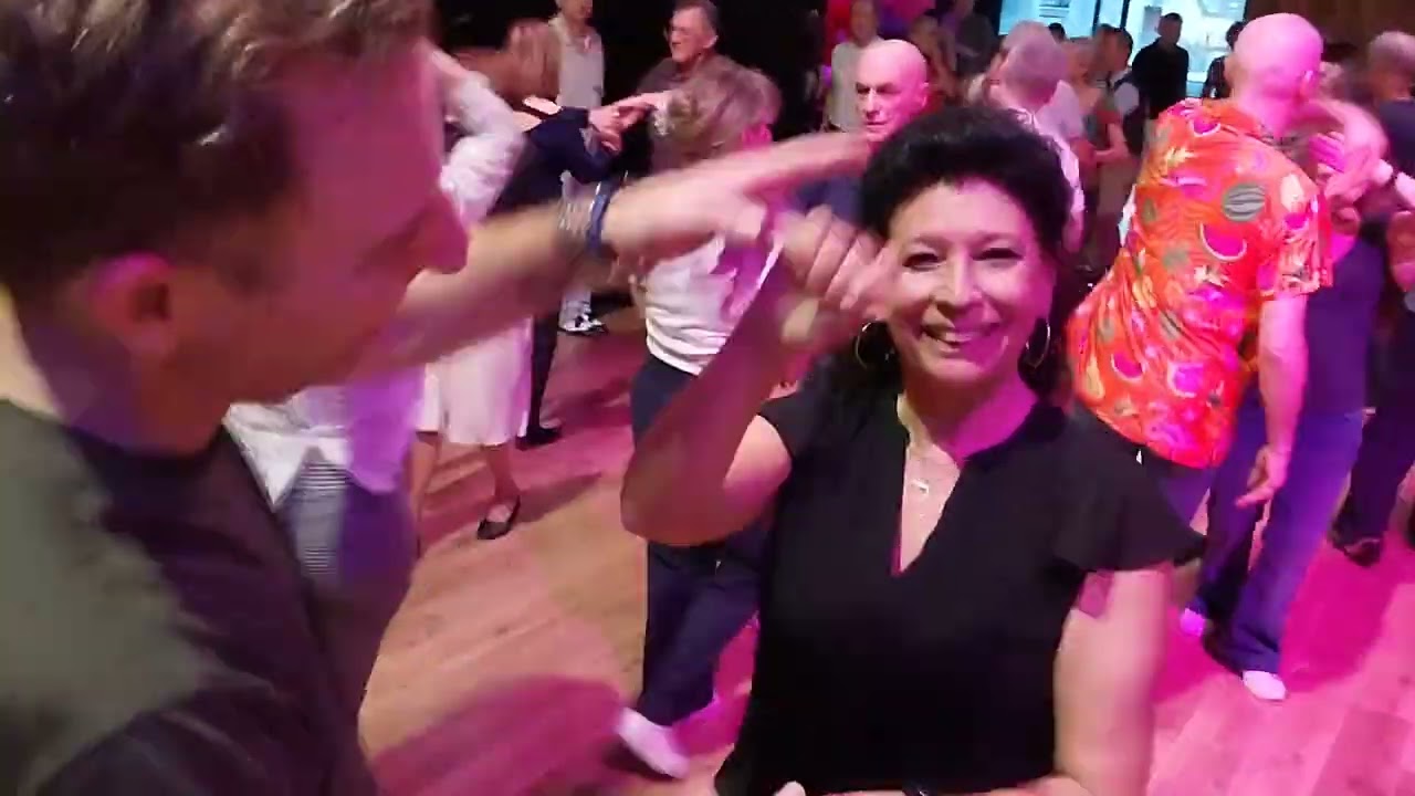 😎 Un dimanche après-midi Rock'n Swing à la Station Danse avec DJ Stéphane Nounours  !#KRISTOBAL 