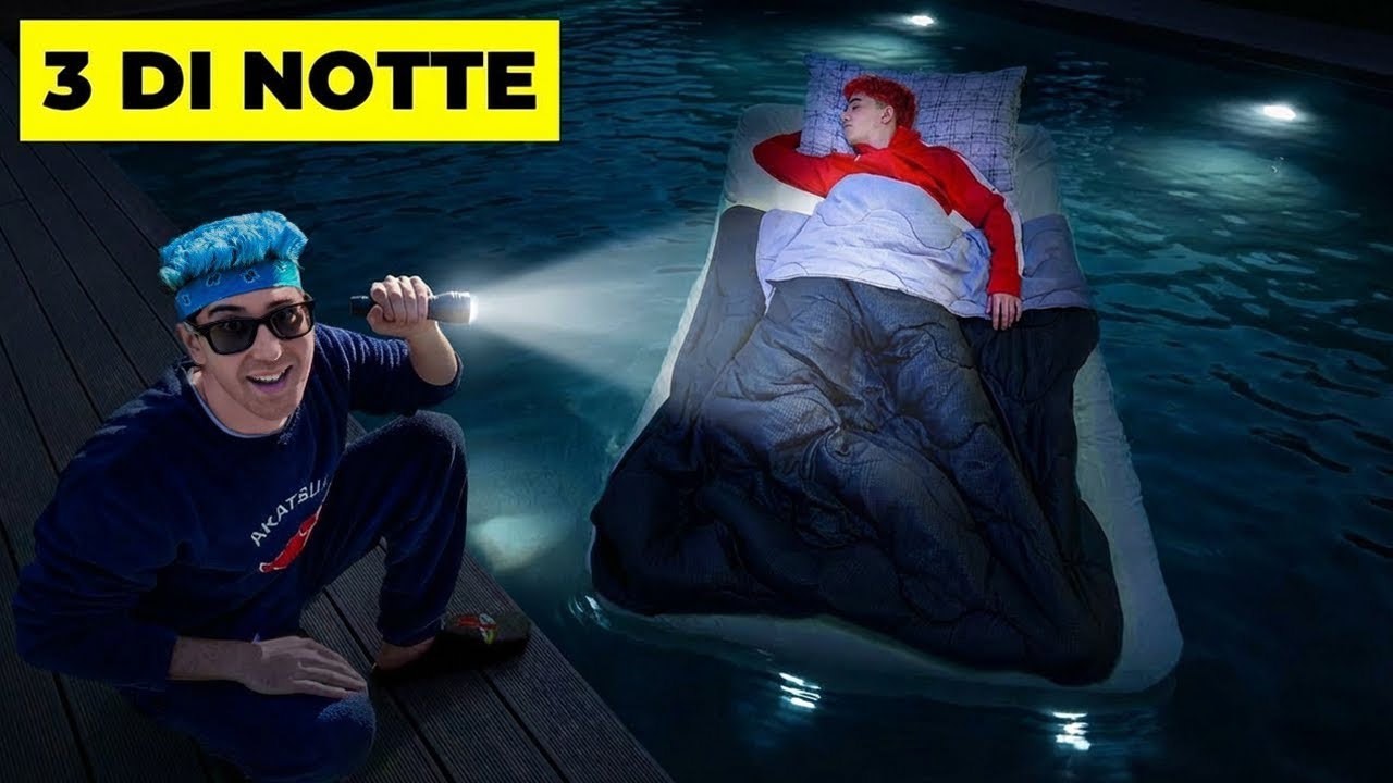 SCHERZO BUTTO ZBLITO in PISCINA alle 3 DI NOTTE in STREAM HOUSE 3.0 !