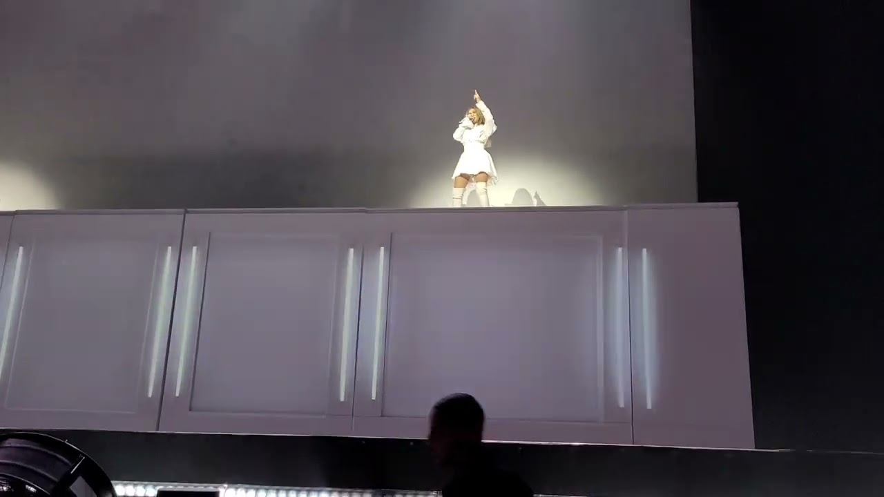 Vitaa et Slimane - Versus ( Live )