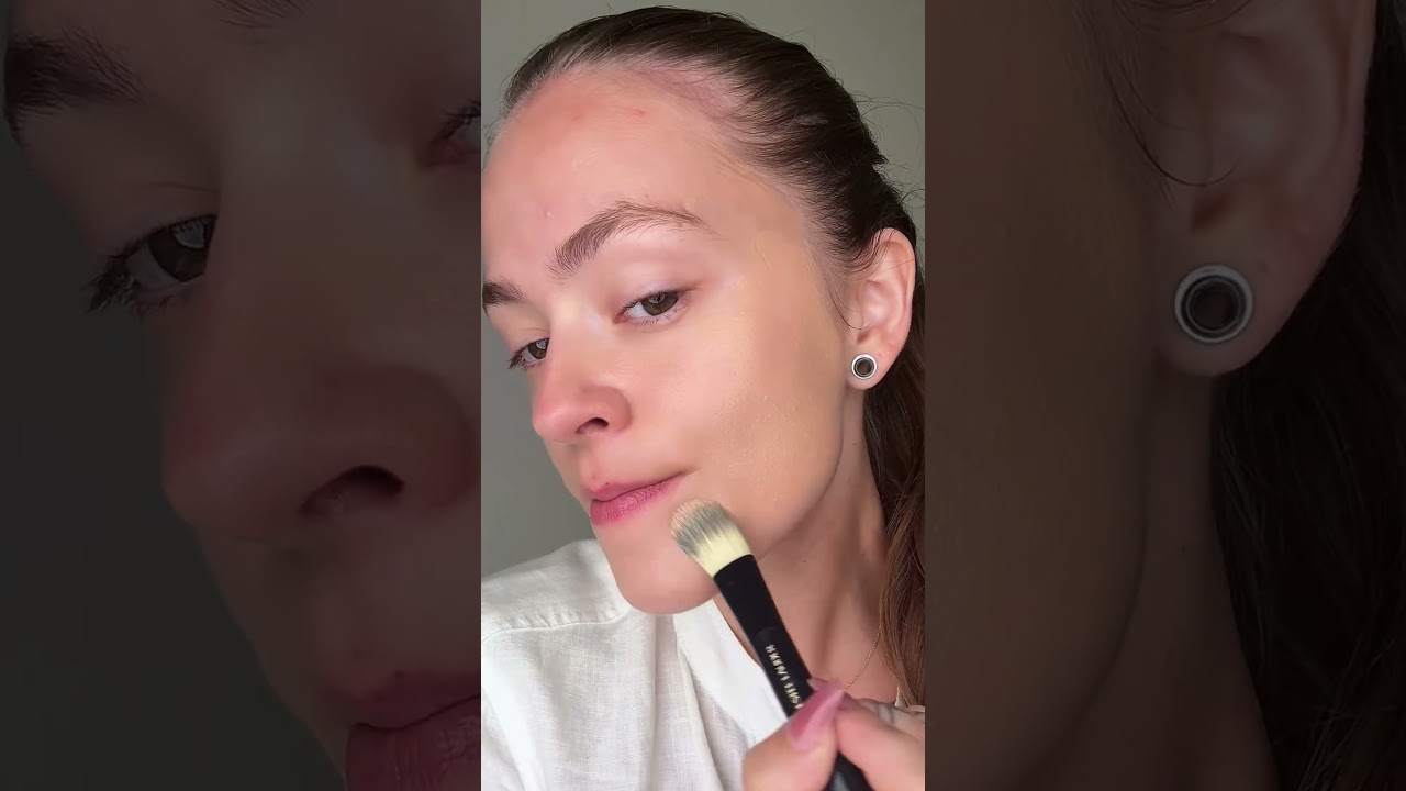 Double Wear Foundation Application | #EsteeLauder