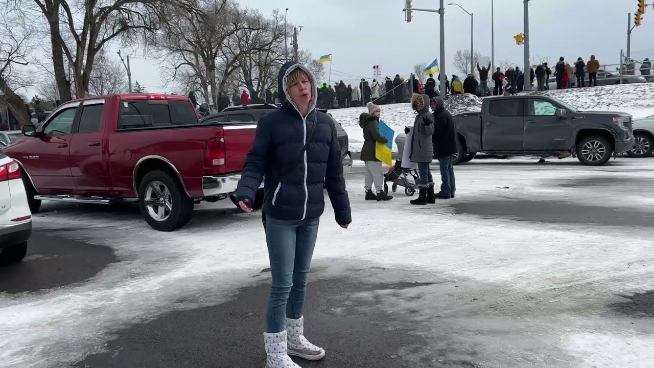 Мітинг на підтримку України у Канаді
