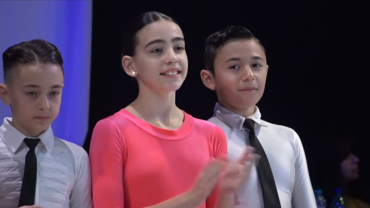 Loga Dance School la Romanian Interenational Dance Festival - Clasa E (6-11 ani) Ballroom dancing