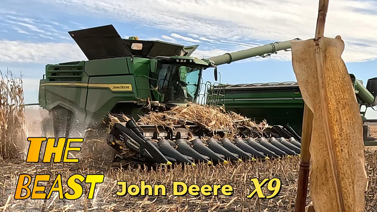 CANADIAN FARMER - the BEAST - BIGGEST COMBINE - John Deere X9 at Corner View Farms corn harvest.