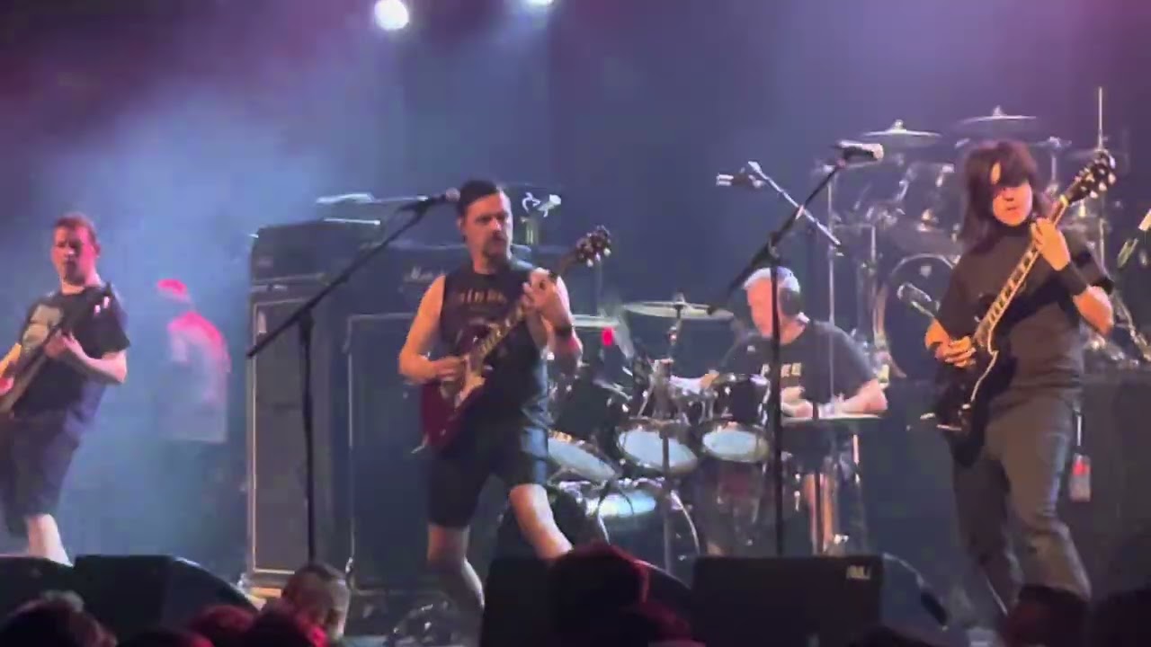 Propagandhi - at peace - live music hall - cologne 2025