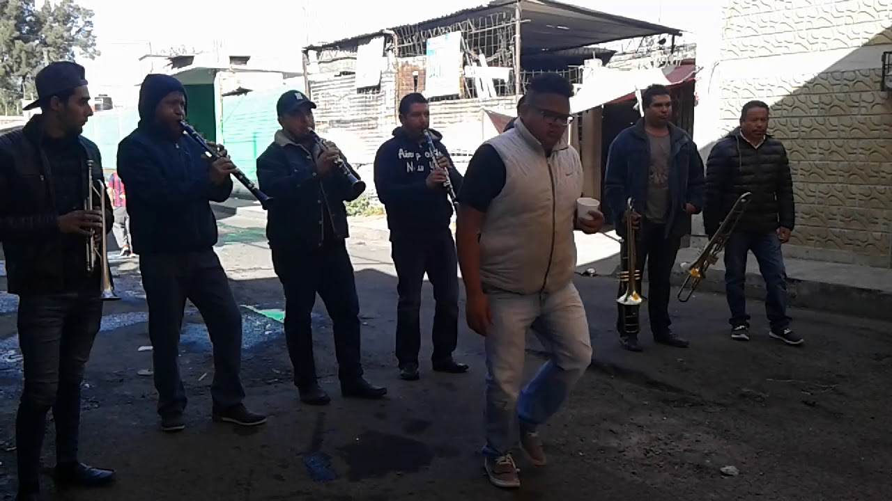 BANDA URIENSE DE MICHOACAN VS BANDA LATINA DE TARIMORO GTO EN SANTA MARIA AZTAHUACAN 2019
