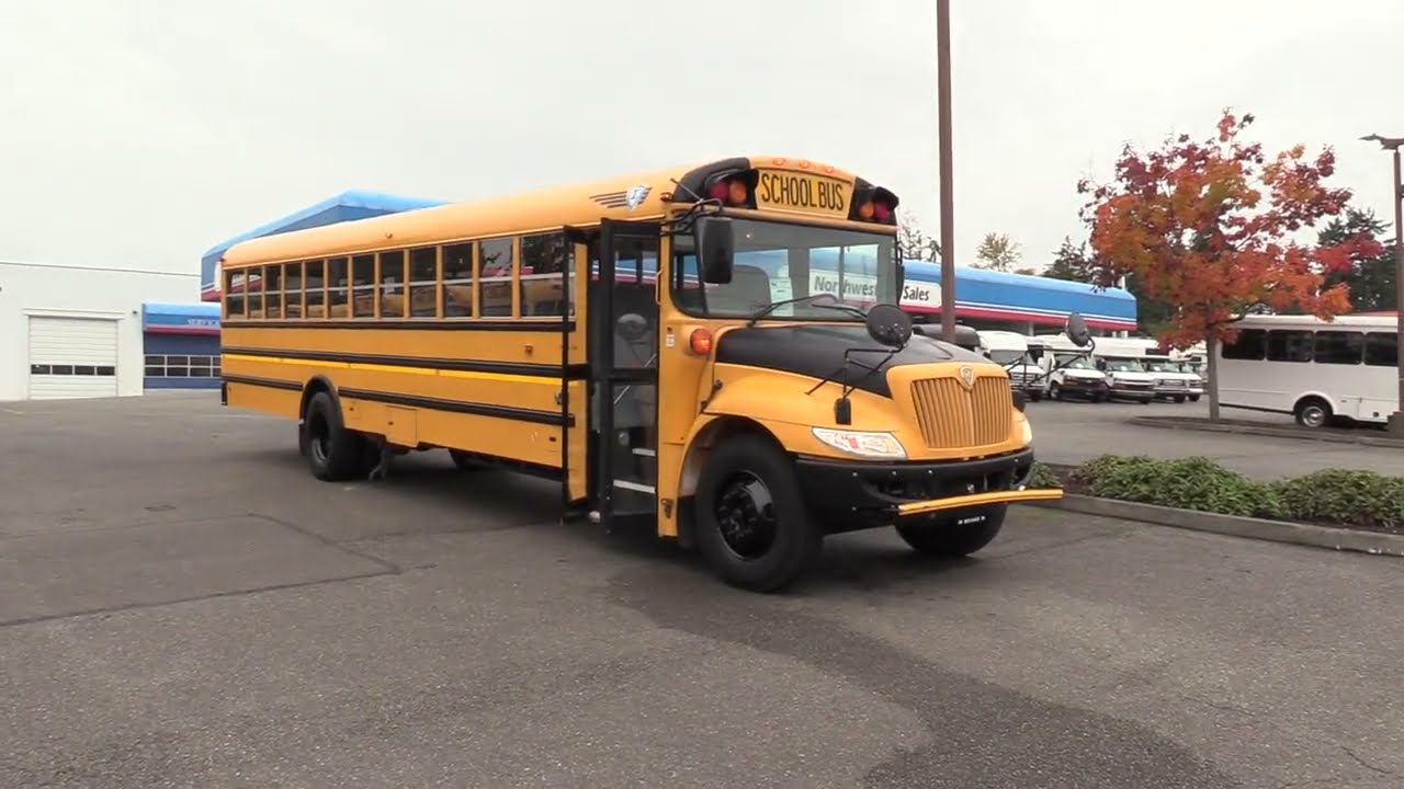 2010 IC CE-300 71 Passenger School Bus - B89343