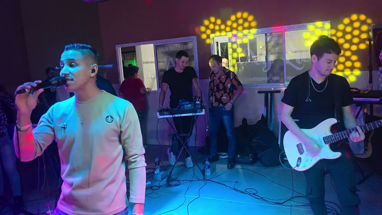 En vivo Luciano y su grupo en AY LU hermoso show isieron genios total que vinieron de misiones