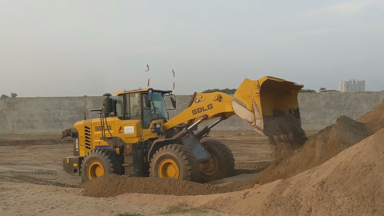 Strong Power SDLG Wheel Loader at Working Site - Top Tractor 2026