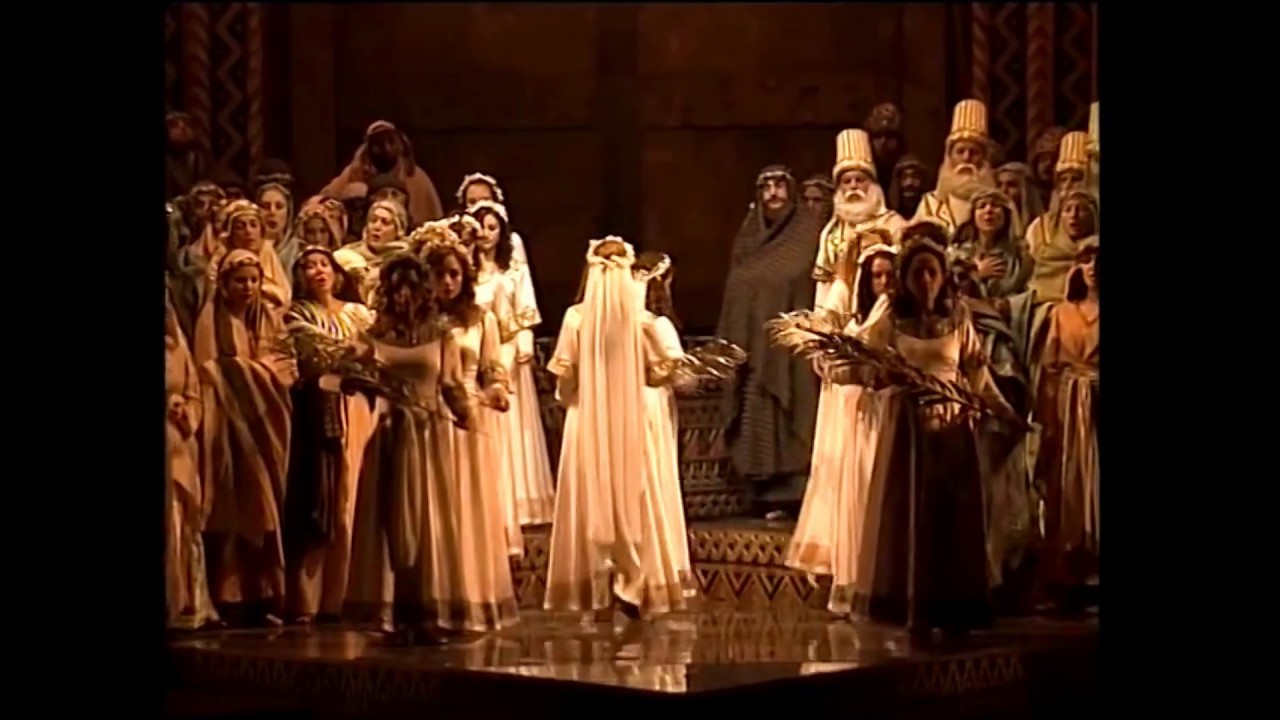 Giuseppe Verdi / Nabucco -  Coro d'Introduzione: Gli arredi festivi giu cadano infranti