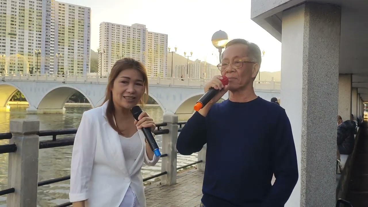 沙田歌王，歌后最合拍。