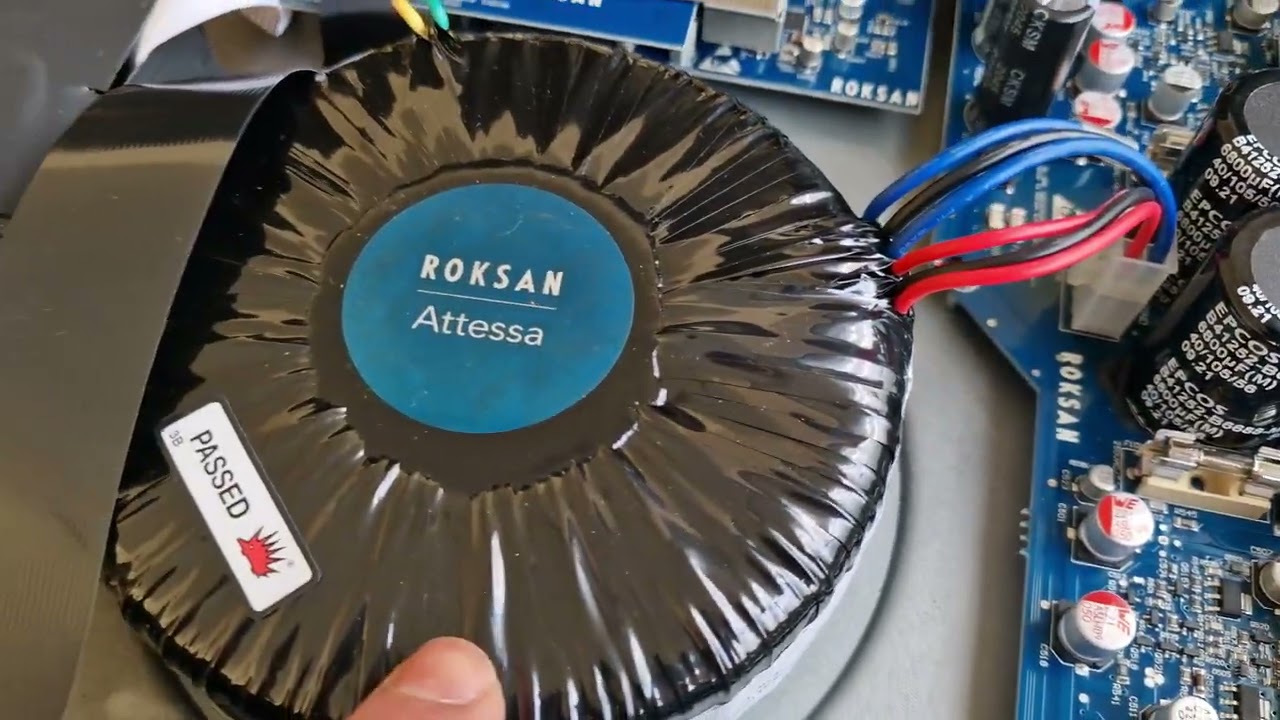 Roksan Attessa Streaming Amplifier | Deep Unboxing