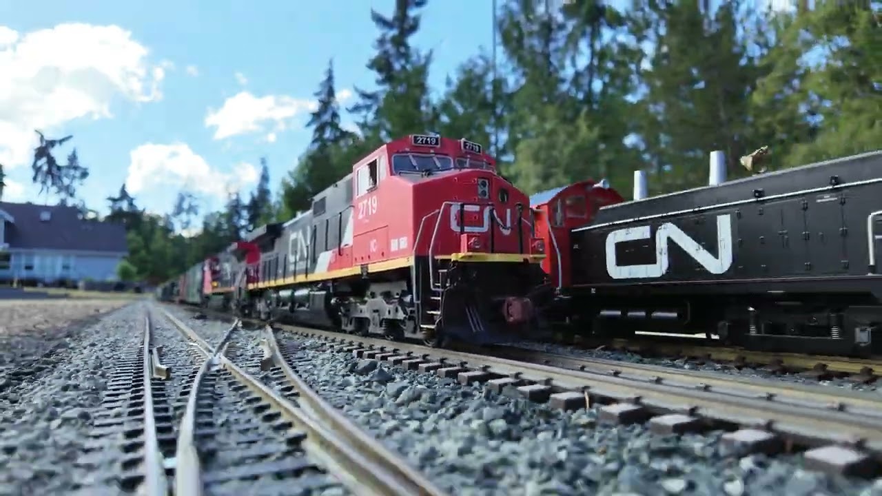 train day @keithkdrailstratton2100 June 2024, CN Dash9’s #gscale