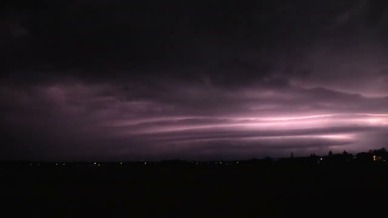 26.06.2022 - Superzelle am Oberrhein bei Nacht