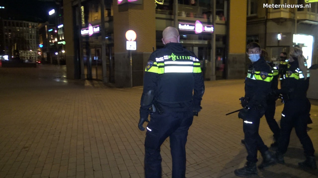 Politie en ME grijpt na vernielingen in Groningen