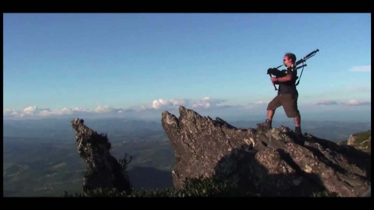 GAITA DE FOLES na SERRA DA PIEDADE - MG - SE7 Filmes