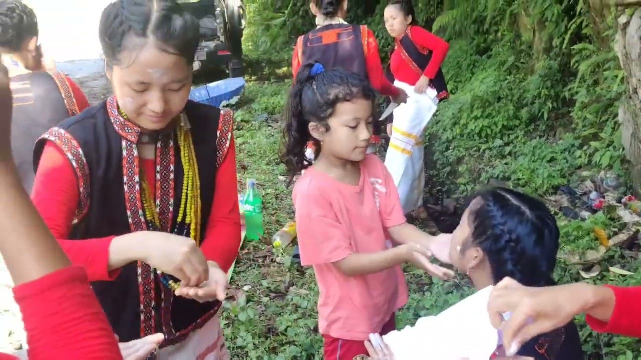 Behind the Scenes..must watch 