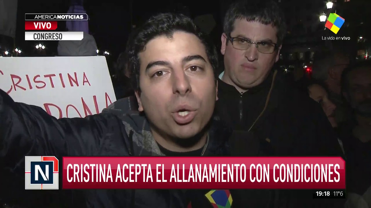 Masiva marcha en el Congreso para pedir por el desafuero de Cristina