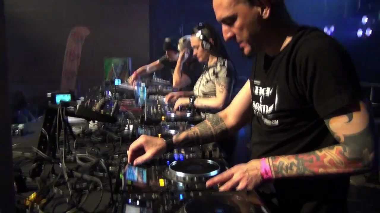 PETDuo @ Mayday Poland - 10.11.2012