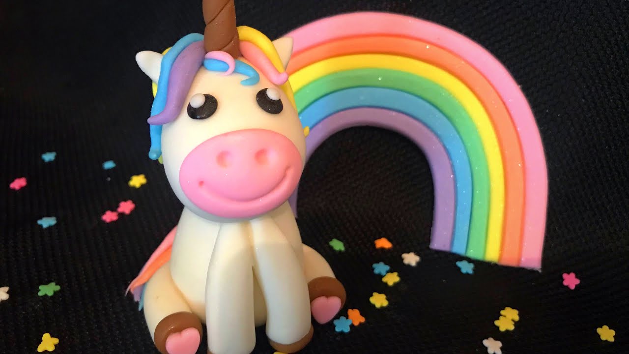 Como hacer un unicornio y un arcoíris en fondant.