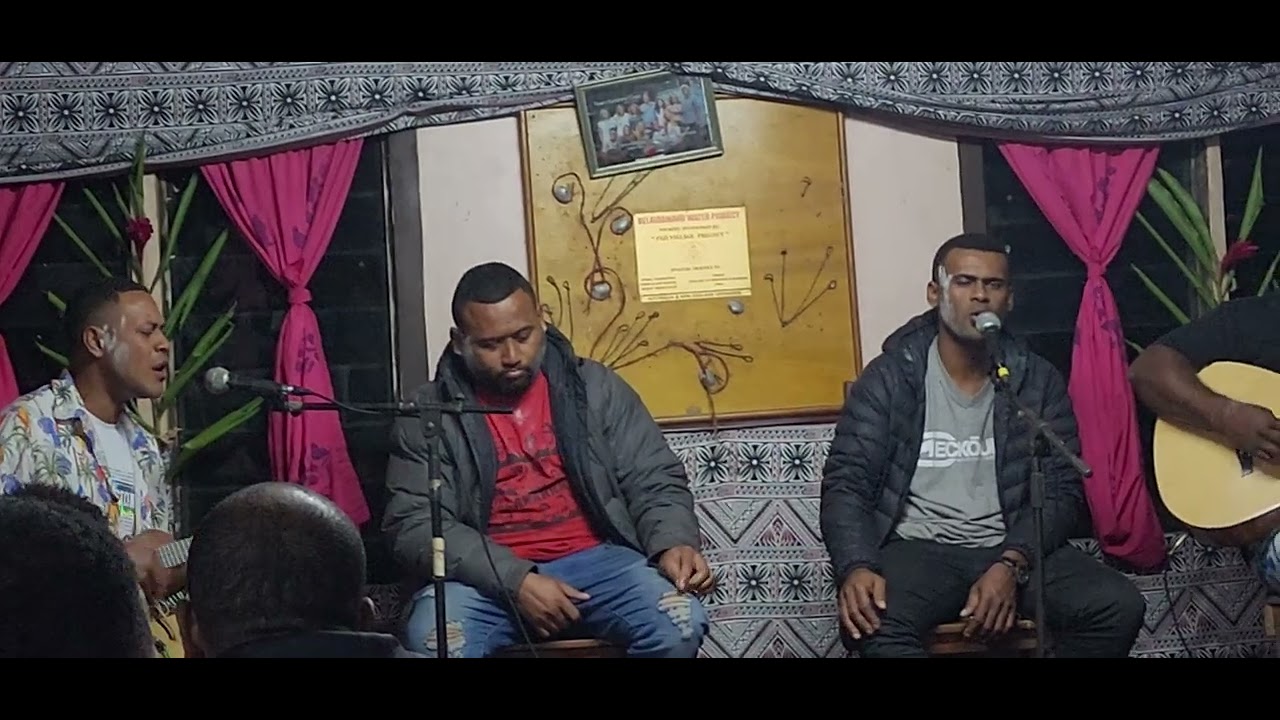 Mudre Malua Tu Cagi...Malumu ni Tobu Kei Naivaukura ft Saiyasi Vunisasari ..@Delaidamanu village