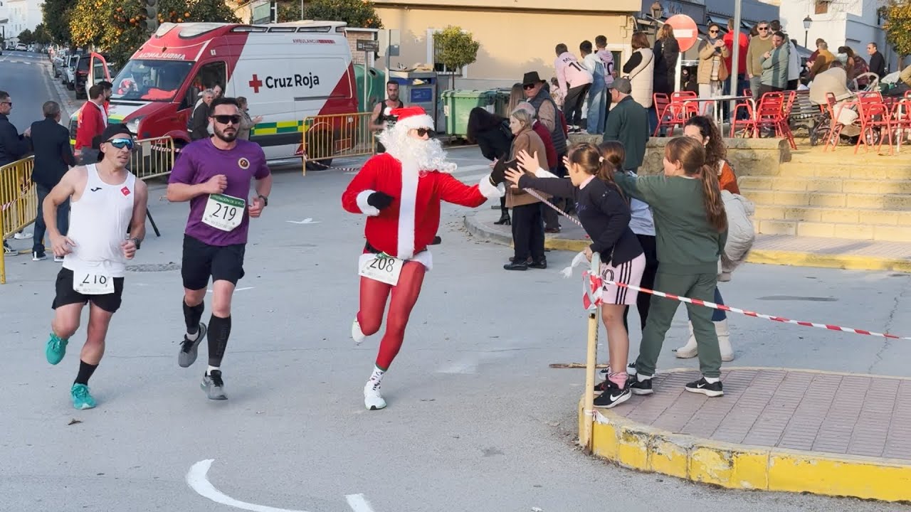 Celebrada la IIIª San Silvestre de Fuentes de Andalucía. 2024