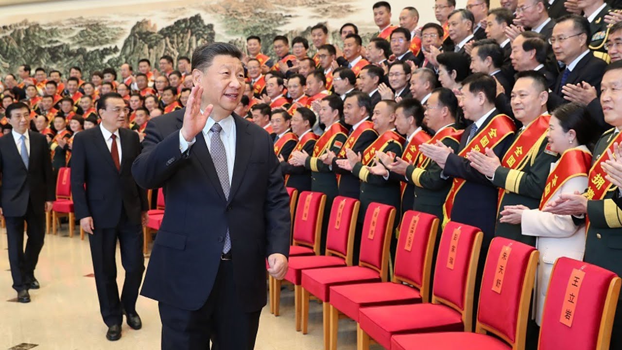 Xi meets with role models for promoting military-civilian solidarity