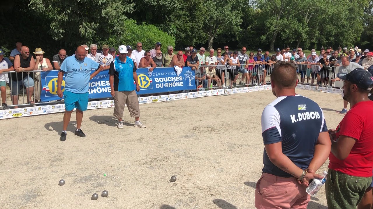 La Marseillaise à pétanque - 16e de finale : Stéphane Robineau tire le bouchon