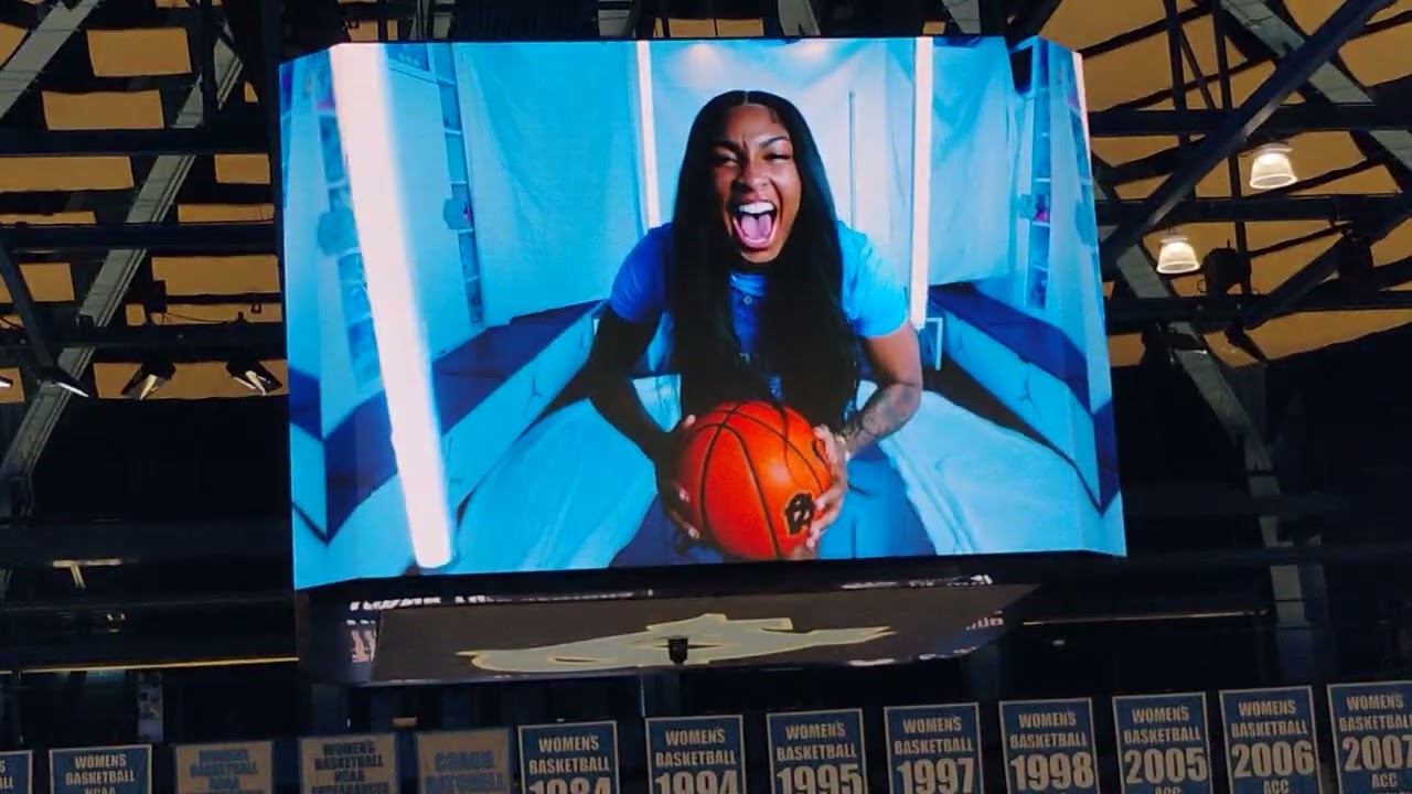 #UNC women's basketball senior-day ceremony after victory over #Duke