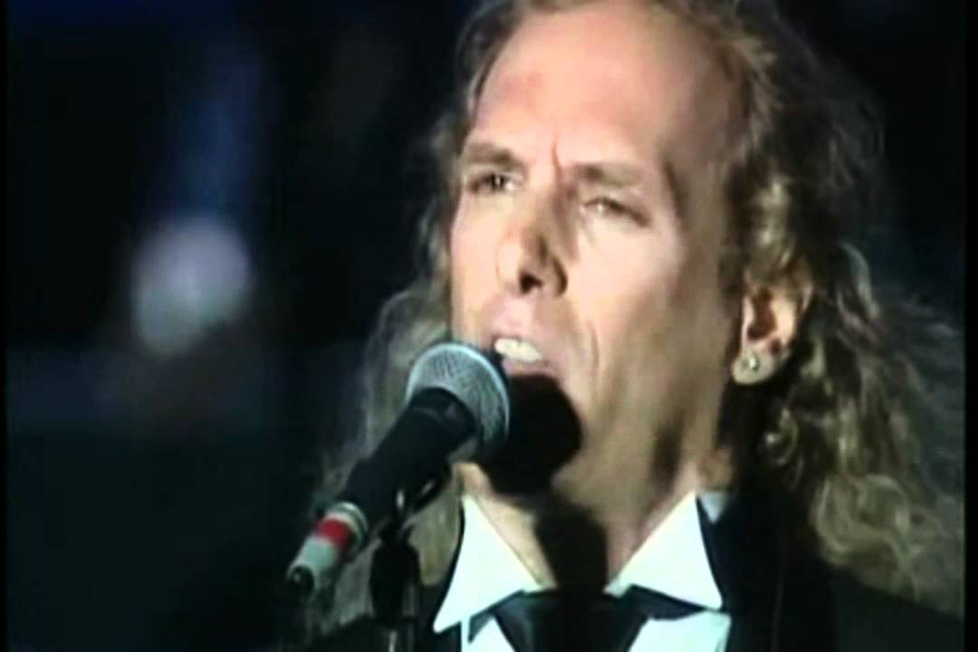 Luciano Pavarotti feat. Michael Bolton - Vesti La Giubba