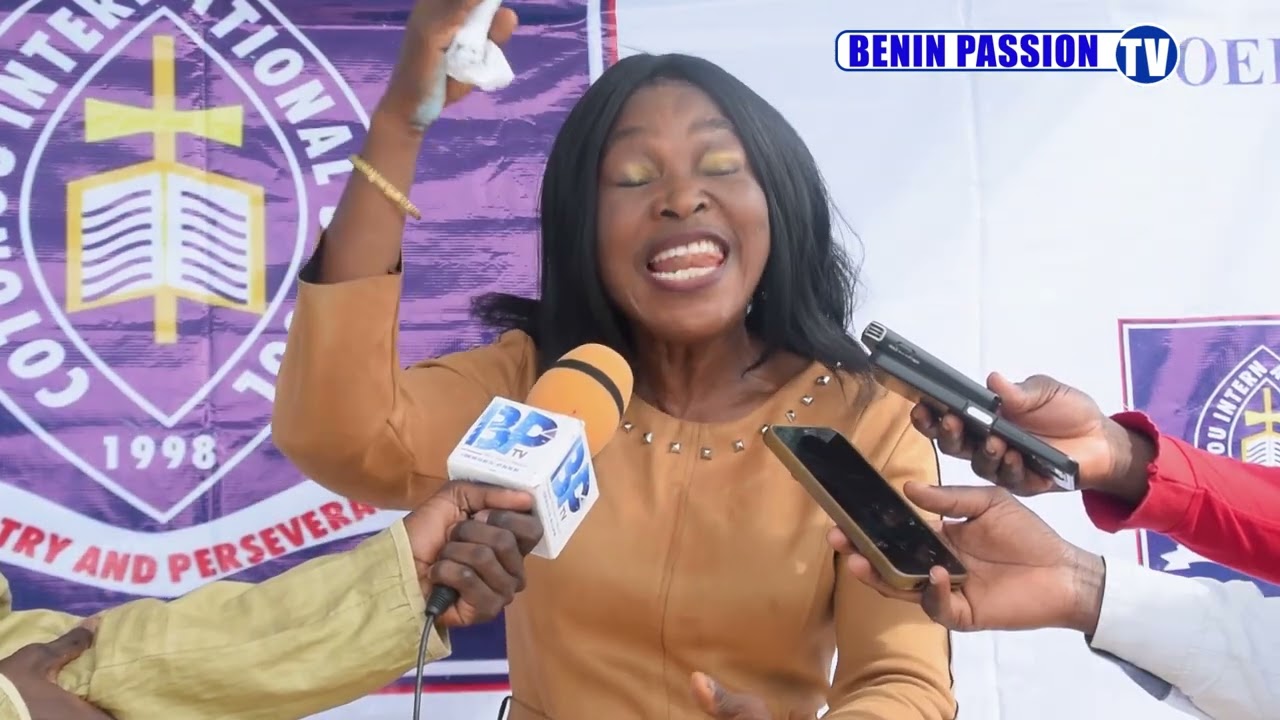 REMISE DE DIPLÔMES À COTONOU INTERNATIONAL SCHOOL  ÉMOTION, FIERTÉ ET NOUVEAUX DÉPARTS