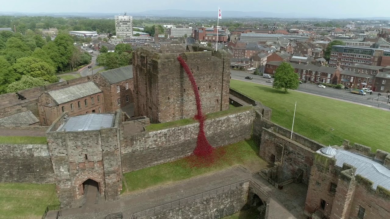 ICONIC POPPY SCULPTURE WEEPING WINDOW OPENS IN CARLISLE  - Credits 1418NOW