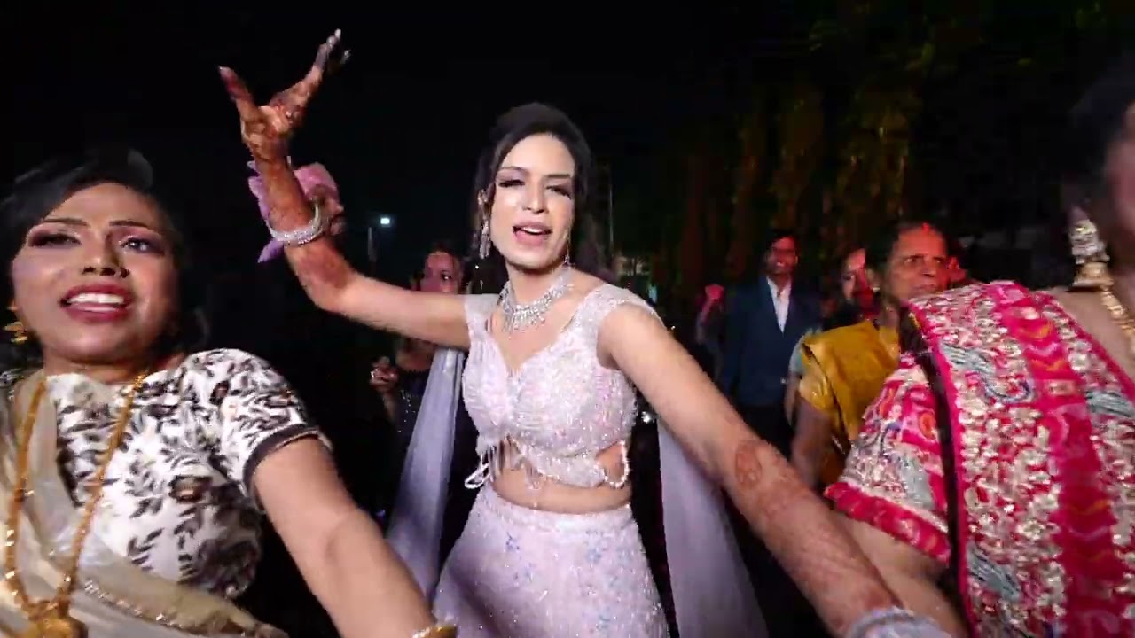 Aakash Ki Barat | Band, Baja, Barat, Masti!