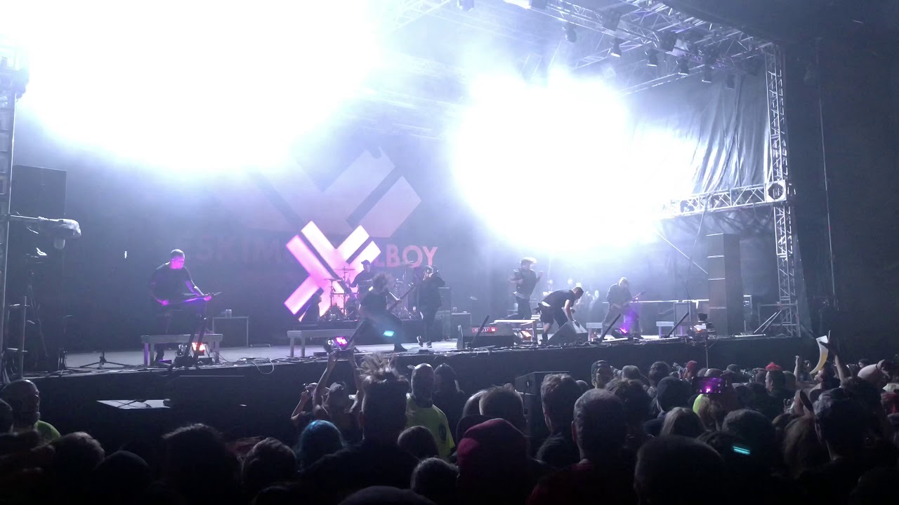 Eskimo Callboy - My Own Summer (Live)