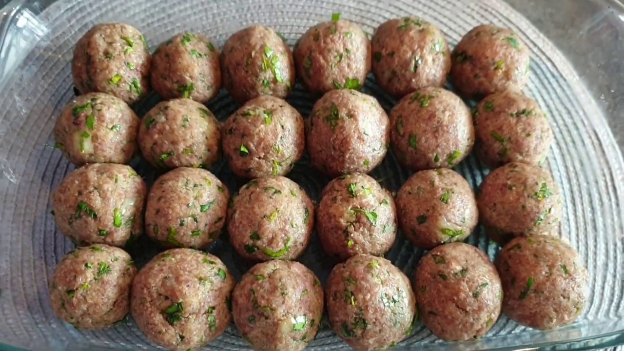 صينية كرات اللحم محشية بطاطا مع البشاميل/طعم رائع