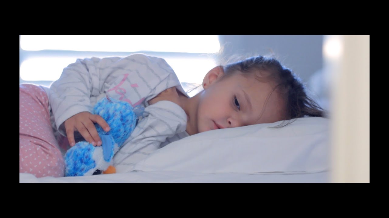 MAYOR TOM - Tu barrera del sonido - VIDEOCLIP - Implante coclear - Subtitulado para sordos