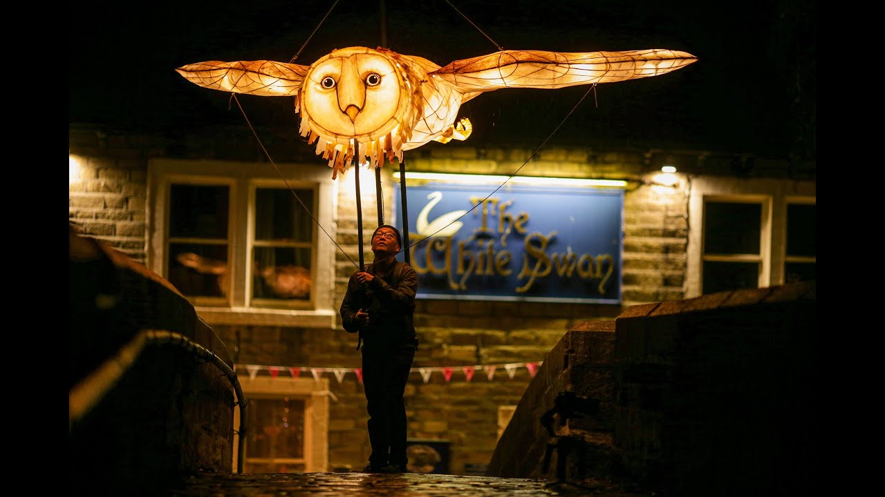 Barn Owl by Thingumajig Theatre