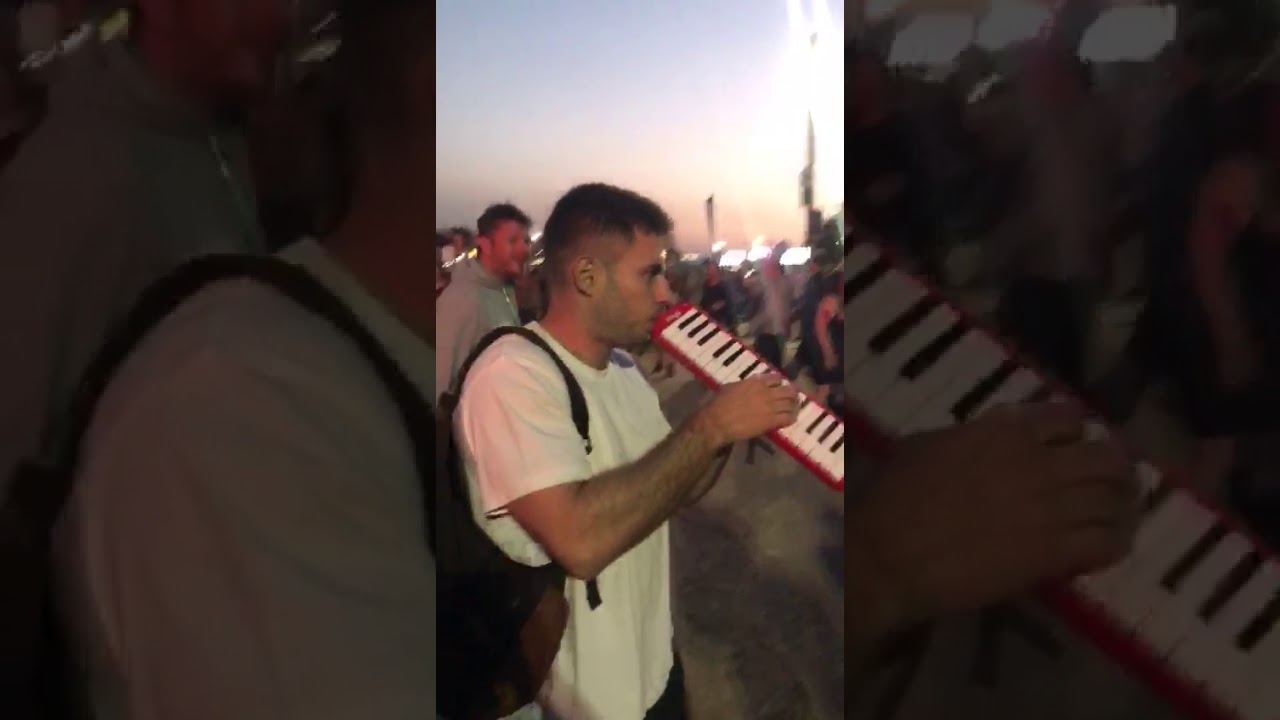 Guy plays 