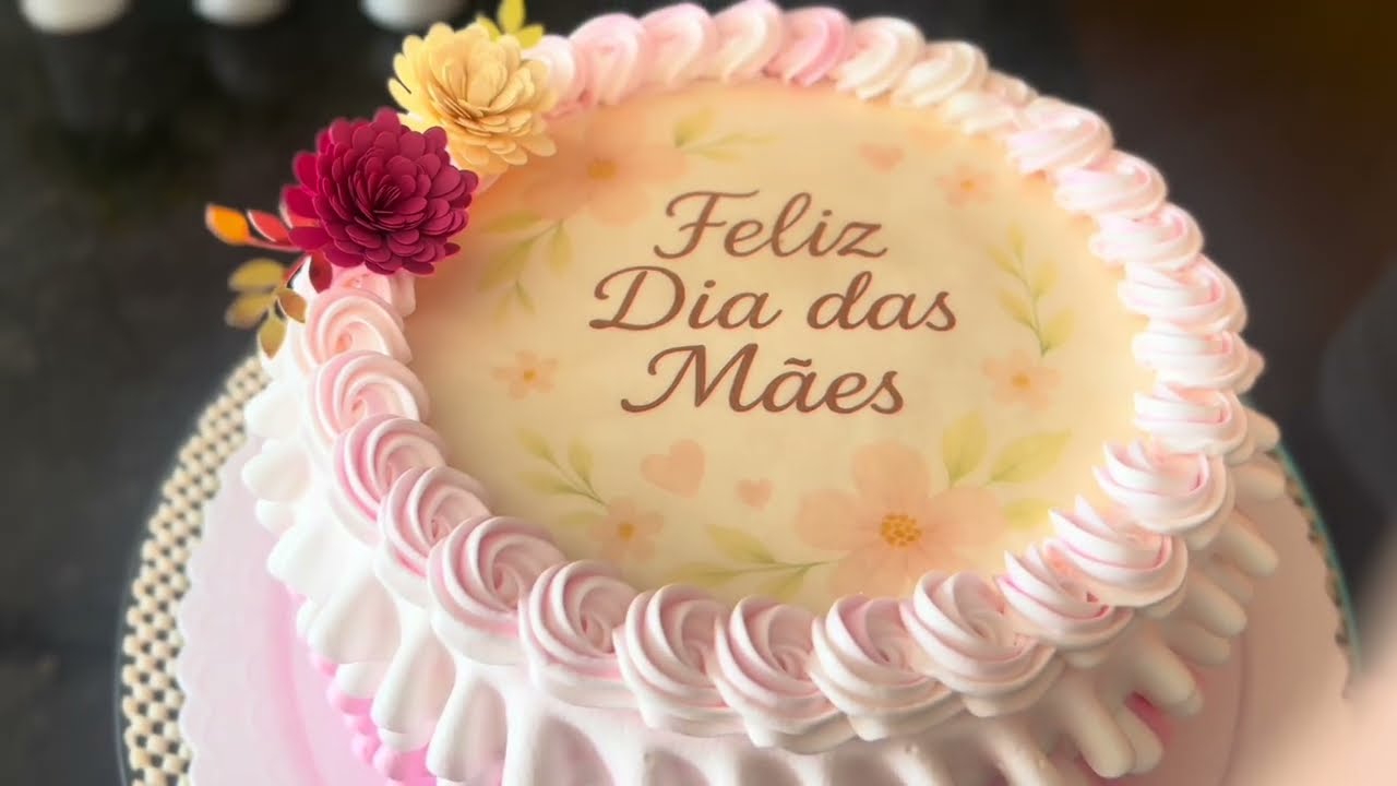 MODELINHO ESPECIAL COM O BICO BABADINHO FOLHA 70 PARA O DIA DAS MÃES