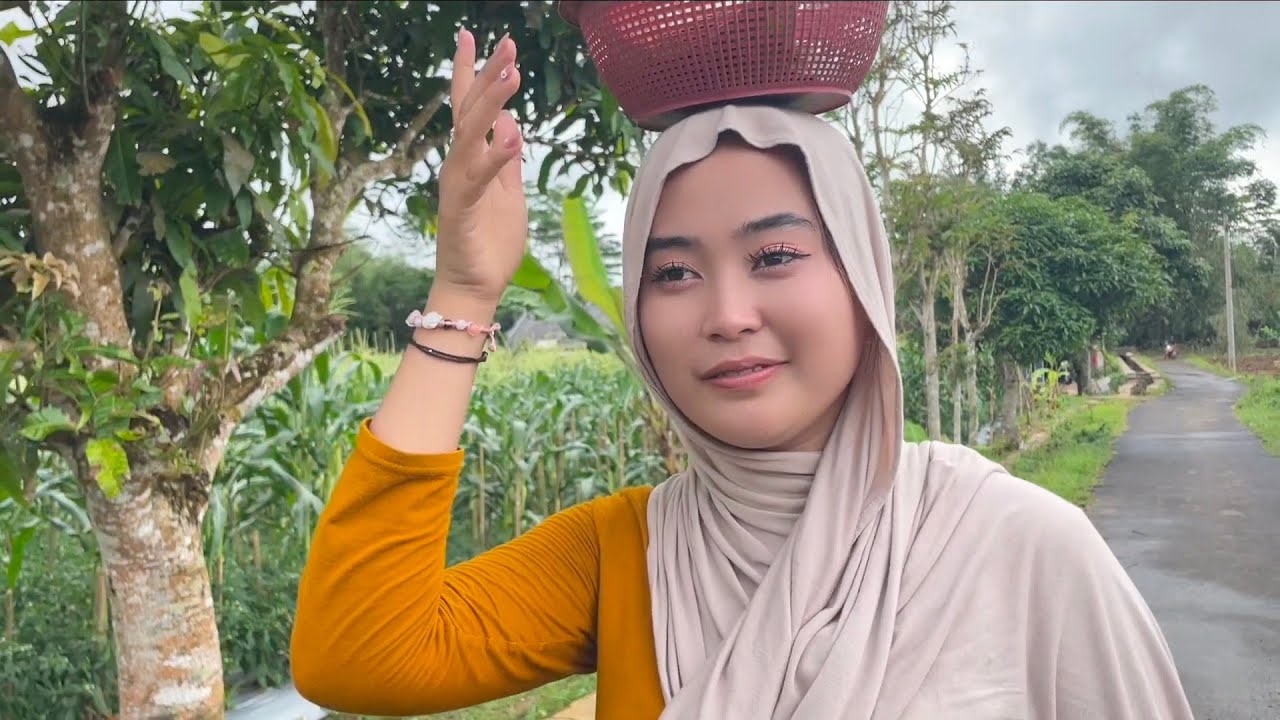 WOOW..NENG AMEL GADIS DESA CANTIK AKTIVITAS DI PEDESAAN SUKABUMI