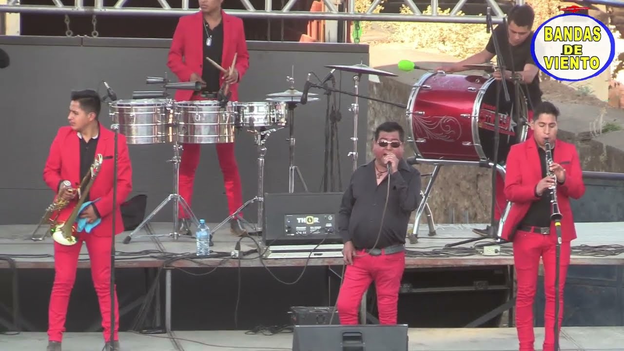 BANDA ESTRELLA DE MORELIA EN PATZCUARO MICHOACAN 16 DE FEBRERO
