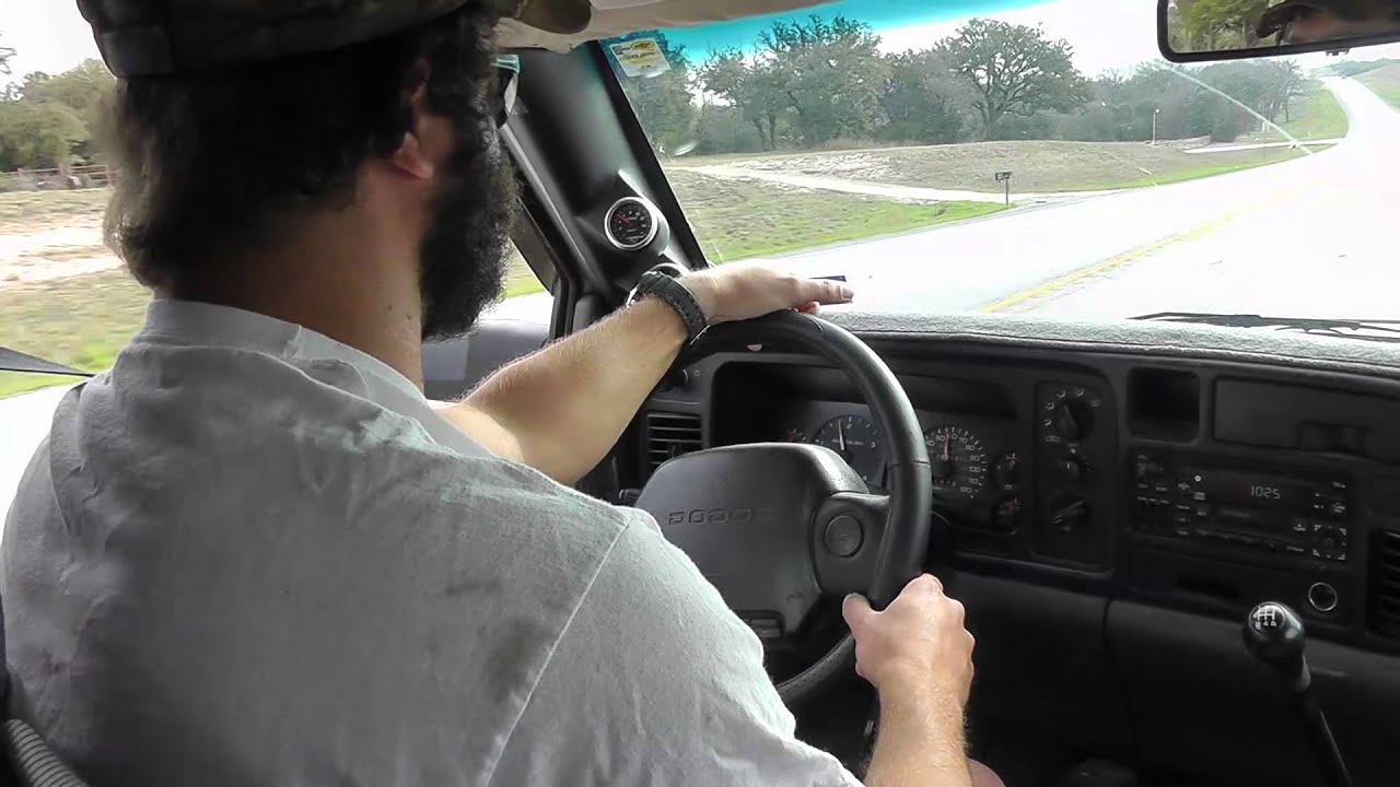 Hauling CAT D4 With Dodge 2500 12 Valve Cummins 5 speed